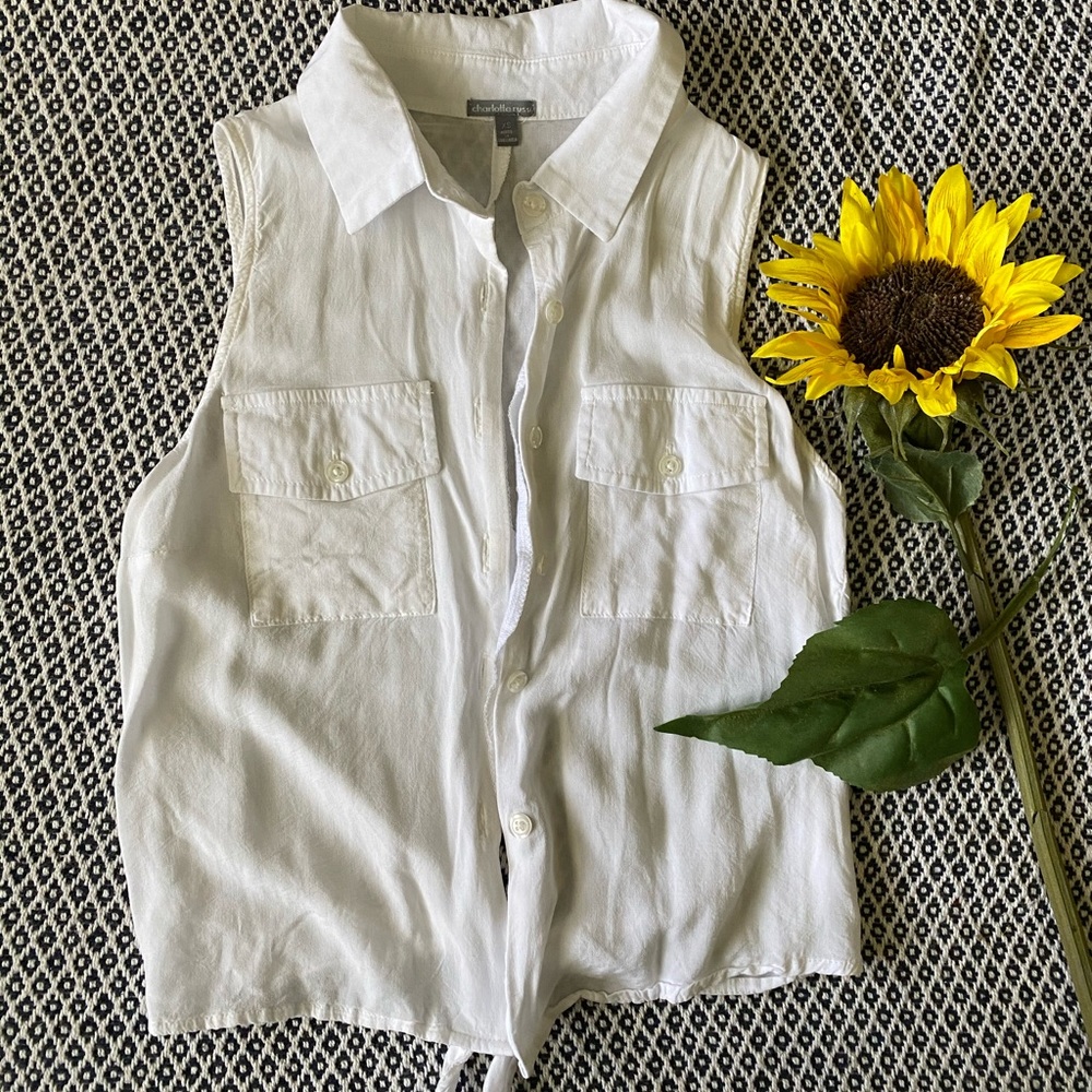 Charlotte Russe White Shirt - Picture 2 of 4